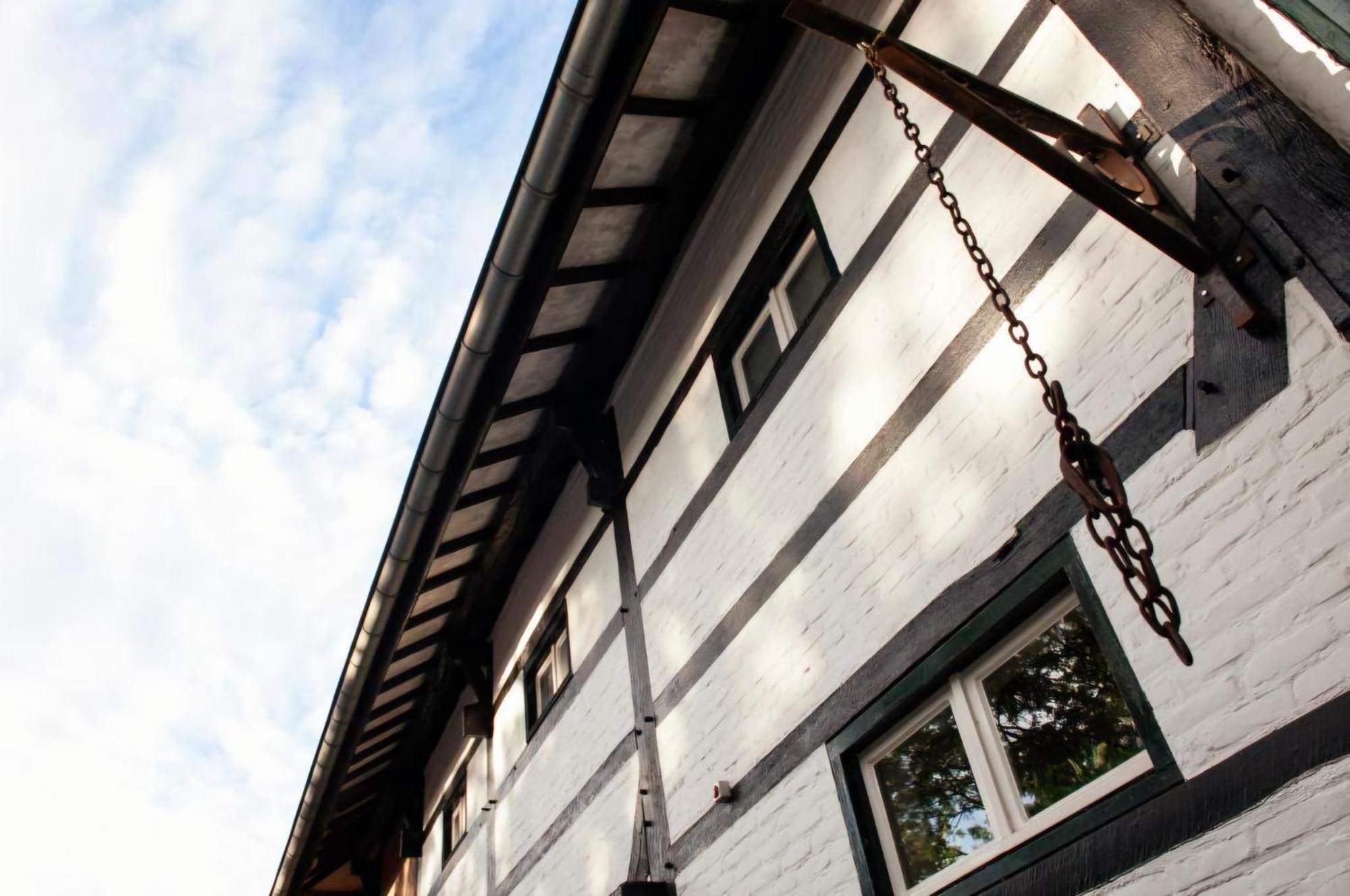 De Pingerhoeve 3*
